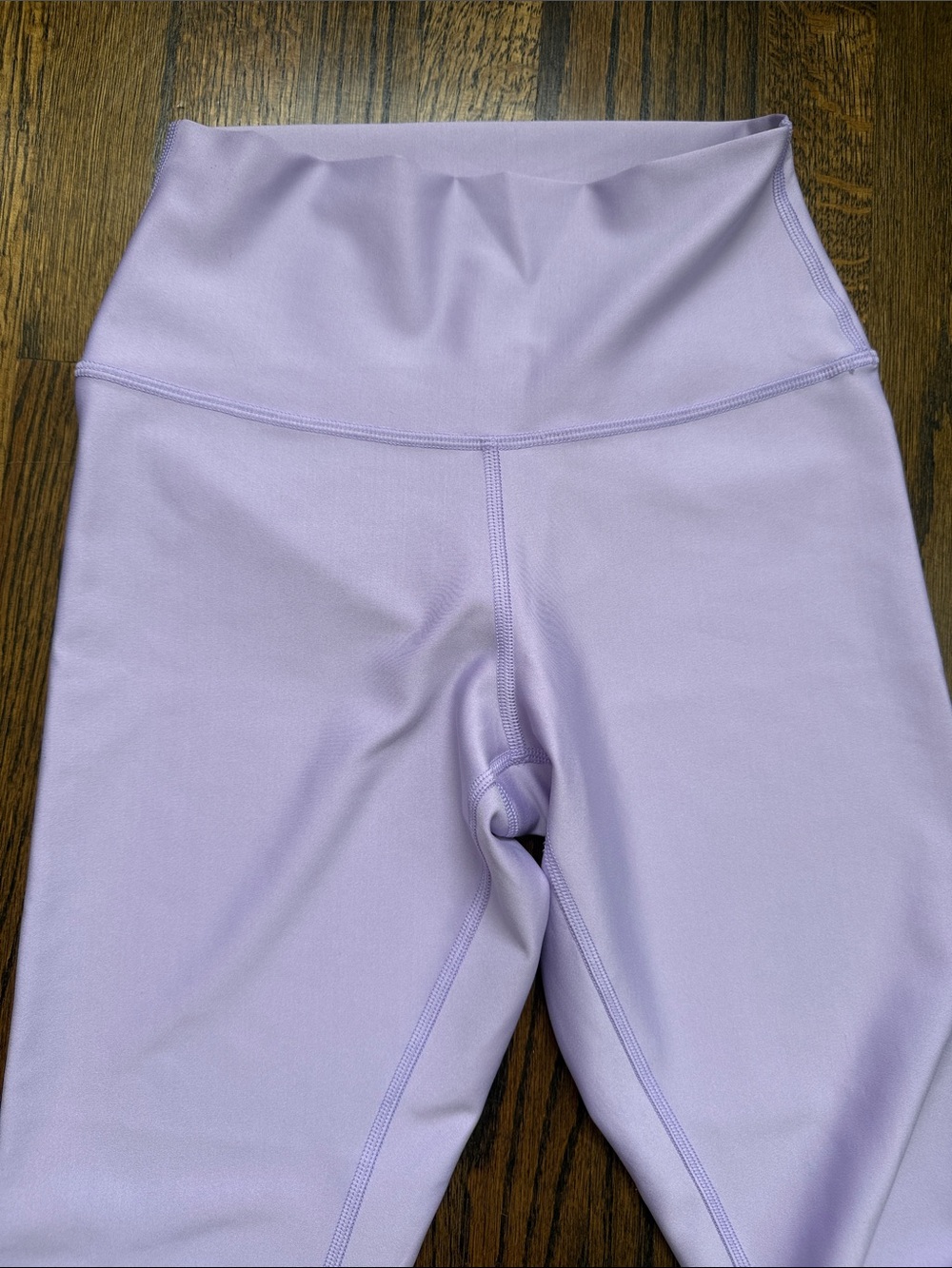 Lilac High-Rise Airlift Leggings - Picture 2 of 2